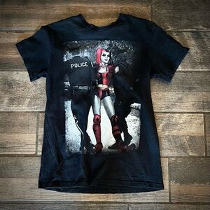 Batman Harley Quinn black graphic t shirt S